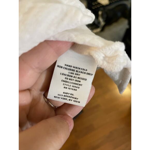 Ruby Rd Peasant Top Women's Sz M Petite - Picture 4 of 4